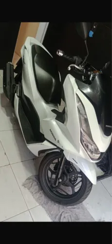 Honda PCX 160 2024 - Único dono | Quitada | Baixa quilometragem