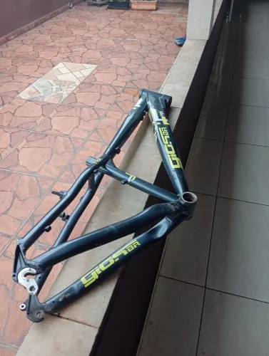 Quadro Gios BR Alumínio Aro 26 - Leve  pra vender rápido e Resistente