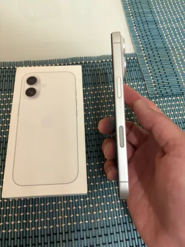 iPhone 16 128gb branco