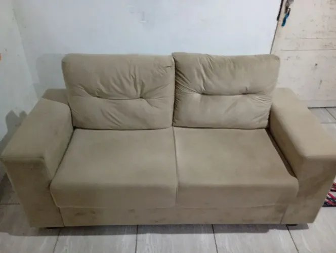 Vendo sofá,rack,tv, fogão, geladeira, armário, guarda roupa,cama, geladeira, microondas 