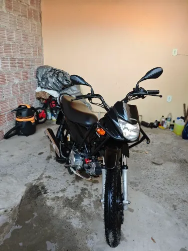 Honda Pop 110i 2020, extremamente conservada e revisada.