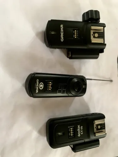 KIT DISPARADOR REMOTO PARA FLASH - GODOX / GREIKA CT-16