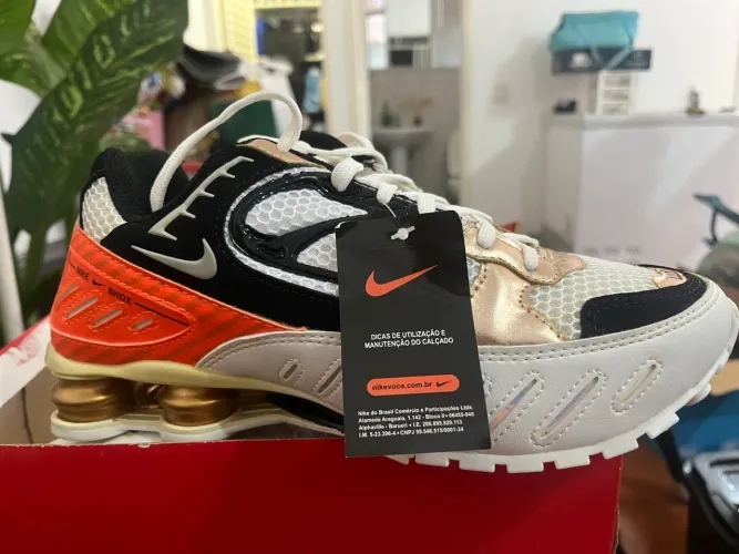 Nike Enigma A 9000