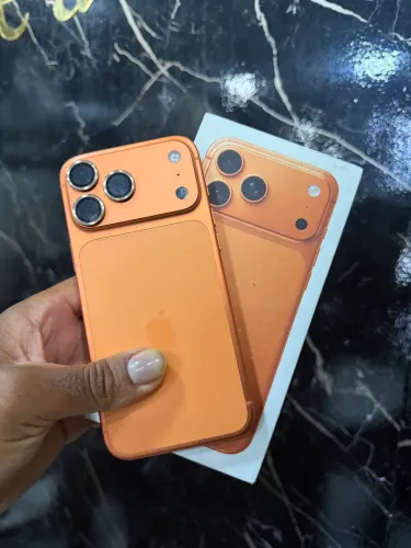 Vendo iPhone 17 pro Max