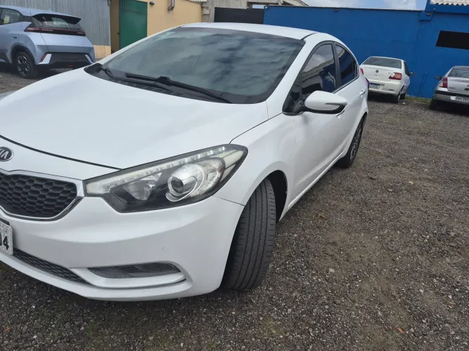 Kia Motors Cerato 1.6 16V Flex Aut. 2015