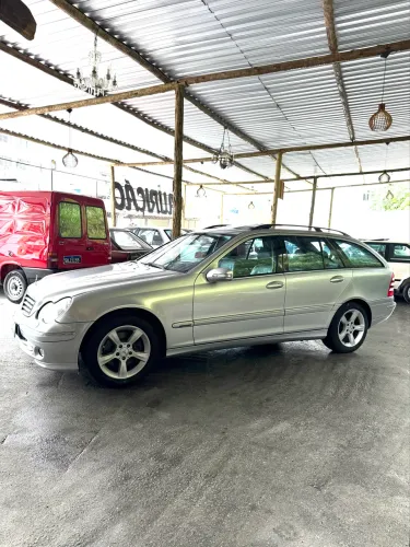 Mercedes-Benz C-230 Touring Avant. 2.5 24V 204cv Aut. 2007