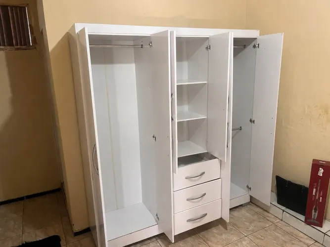 Guarda Roupa Casal
