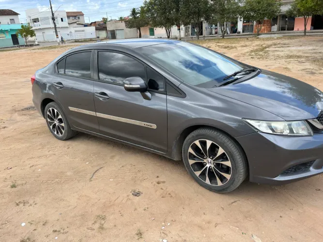 Honda Civic Sedan LXR 2.0 Flexone 16V Aut. 4P 2016