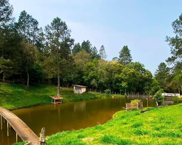 Morar bem é viver cercado de natureza  venha para o seu refúgio seguro!