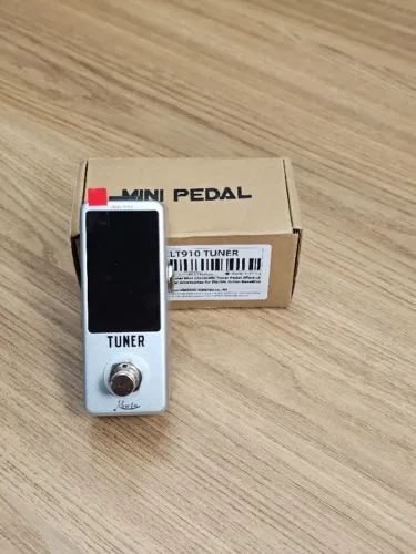 Pedal Afinador Rowin LT-910 (Mini Pedal Cromático)