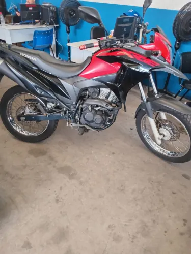 Honda XRE 2023 190CC Vitória motors