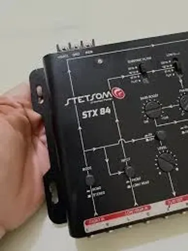 Crossover Stetsom STX84 