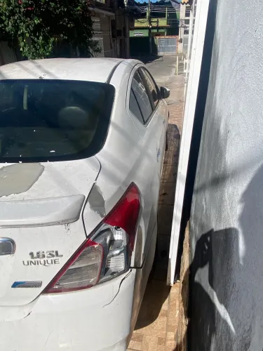 Nissan Versa Unique 1.6 16V Flexstart 4P Aut. 2017