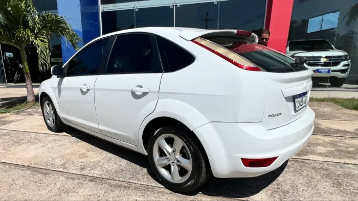 Ford Focus 1.6 S/se/se Plus Flex 8v/16v 5P 2013