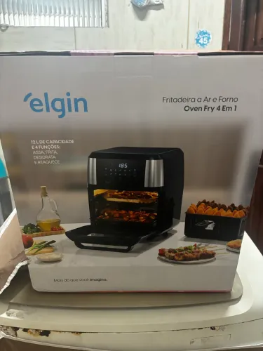 Vendo Air Fryer no formato forno,. Capacidade: 12litros). ? Funções: Painel digital touch 