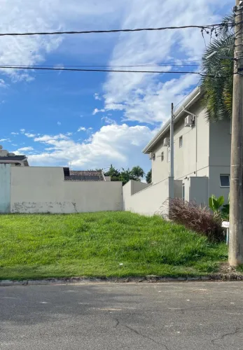 Vendo terreno em condomínio fechado