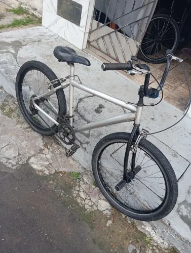 Bike alumínio top , pegar e andar