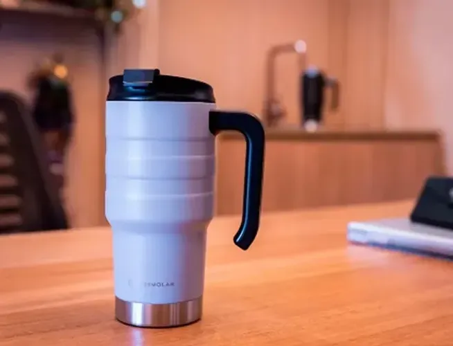 Copo térmico Termolar Vaso térmico cor cinza 590mL