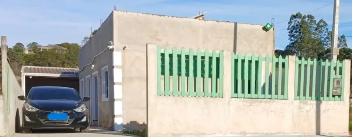 Casa térrea em Campo Magro