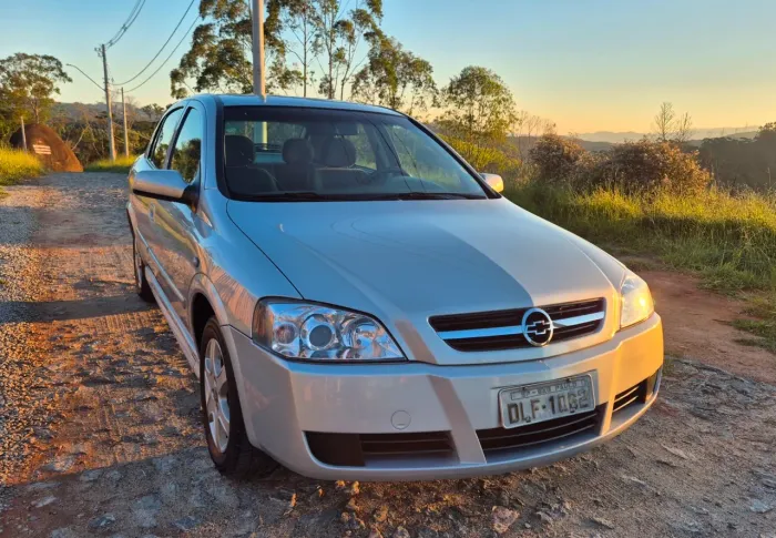 Chevrolet Astra 2.0 8V/ CD 2.0 8V Hatchback 5P MEC 2003