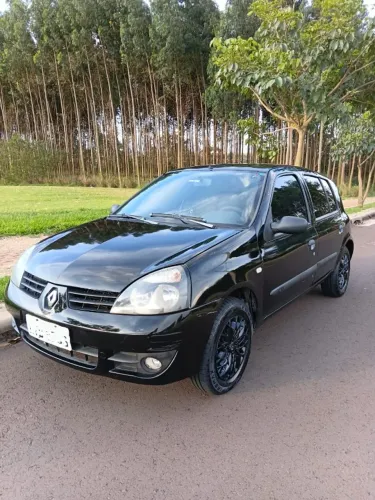 Renault Clio Hi-flex 1.0 16V 5P 2011