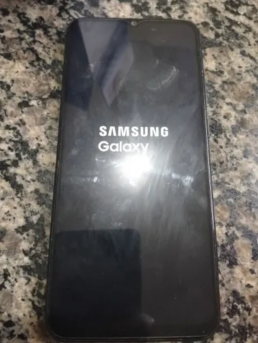 Celular A03 semi novo $250