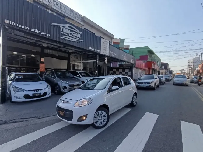 Fiat Palio Essence 1.6 Flex 16V 5P 2017