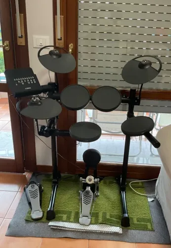 Bateria eletrônica Yamaha Dtx 430k 220v com transformador para 110v