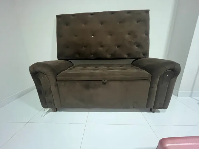 Cabiceira e baú muito bonito,vai deixar seu quarto mas bonito!