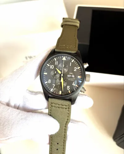 Relógio IWC Pilot Chronograph Top Gun Verde Militar 43mm Linha Prem AAA+ Vidro Safira