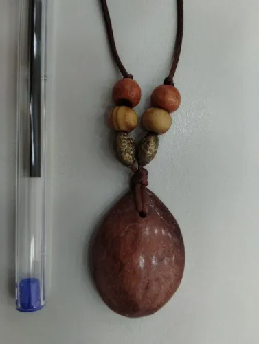 Colar com Pedra Natural