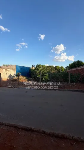 Lote no Vale do Pedregal próximo à principal 360m2