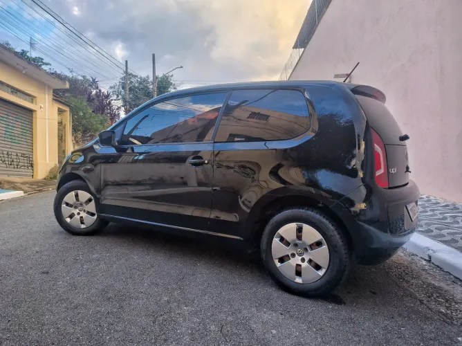 Volkswagen Up! Move 1.0 T. Flex 12V 3P 2015