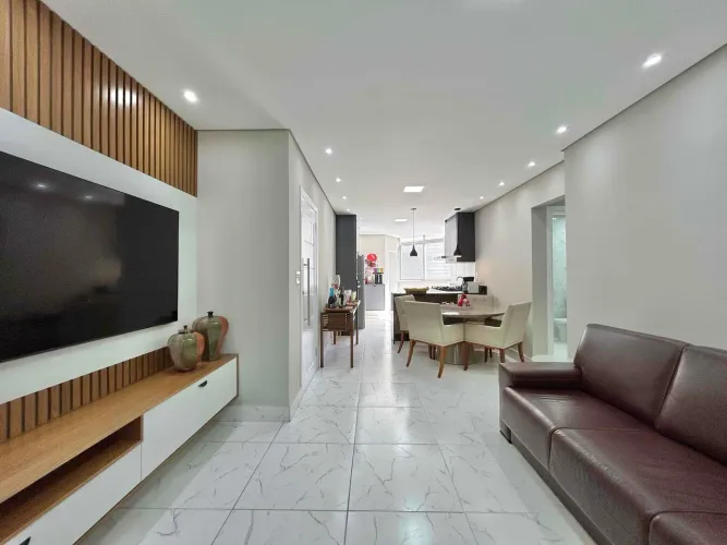 Apartamento à Venda na Pitangueiras no Guarujá | QVista Inteligência Imobiliária Guarujá