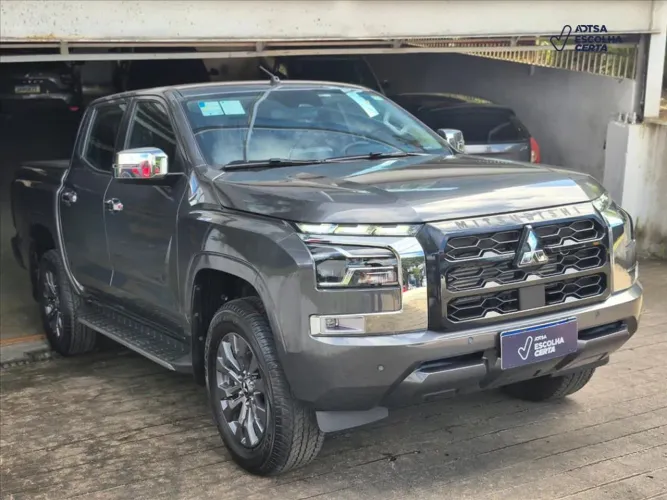 Mitsubishi TRITON HPE-S 2.4 CD 4X4 TB Diesel Aut. 2026