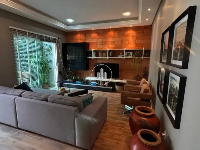 Casa 3 Quartos com 3 Suítes e 165m² - Canto - CEN