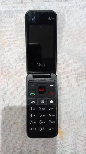 Vendo celular novo com nota fiscal - *