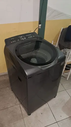 Máquina de Lavar Roupas Brastemp 11kg, com água quente, 127V 