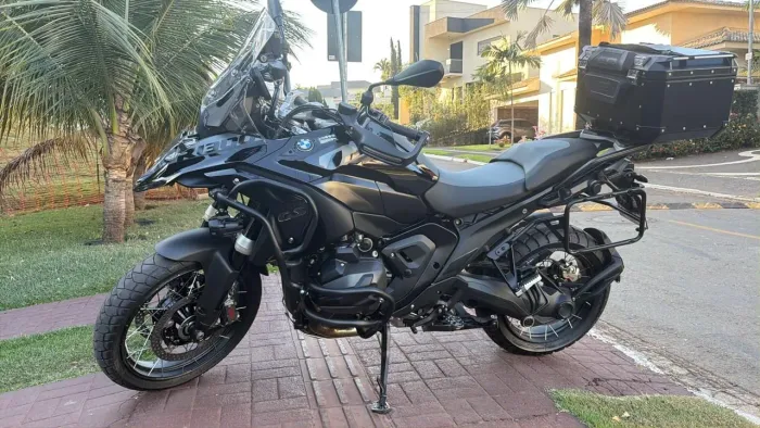 BMW R 1300 GS 2025 Impecável + Acessórios