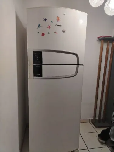 Geladeira 220vts 