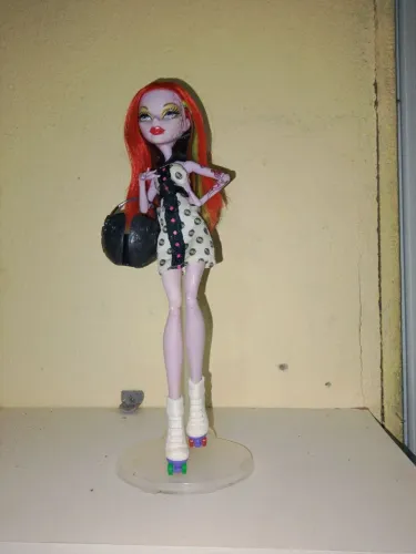 Boneca monstre hihg 
