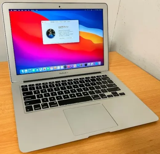 MacBook Air 13" (2015) - Modelo A1466 - Intel Core i5, 8GB RAM, 128GB SSD