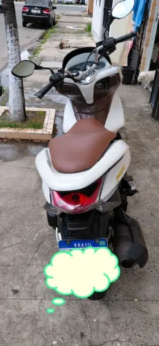 VENDO MOTO PCX 2015 BRANCA PEROLADO