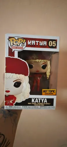 Funko pop Rupaul's drag race Katya (hot topic)