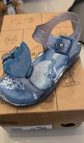 Mini melissa usada, em ótimo estado