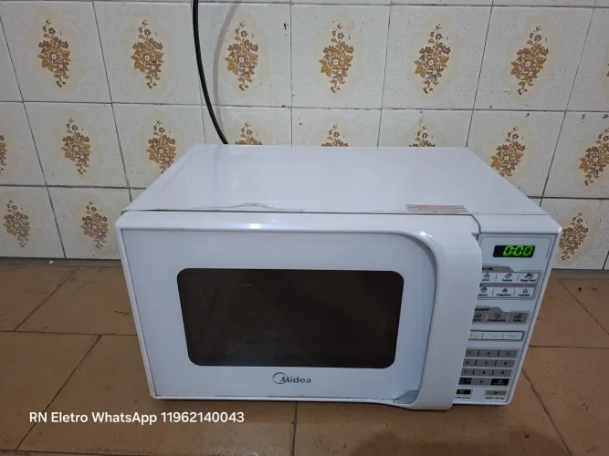 Micro-ondas Mideia semi novo 20 litros 110volts em Guarulhos-sp