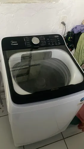 Máquina de lavar. Semi novo 