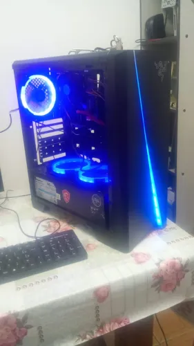 CPU Razer impecável