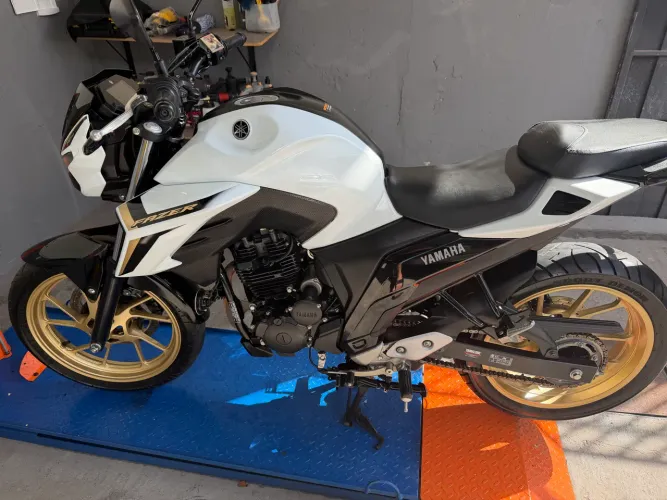 Vendo fazer 250 FZ25 2025