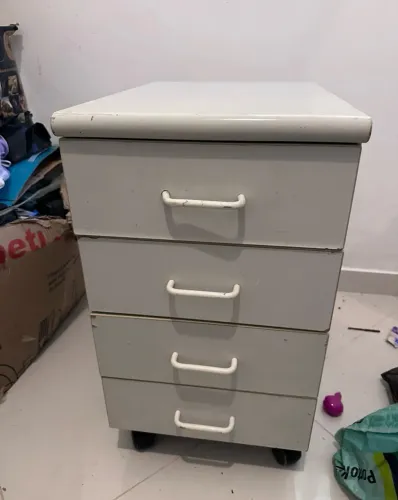 Gaveteiro 4 gavetas